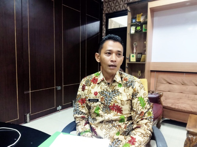 Kabid Penagihan dan Administrasi Pendapatan Pajak dan Restribusi Daerah Pemkab Batanghari, Apriyeldi. (GATRA/Ardian Faisal)